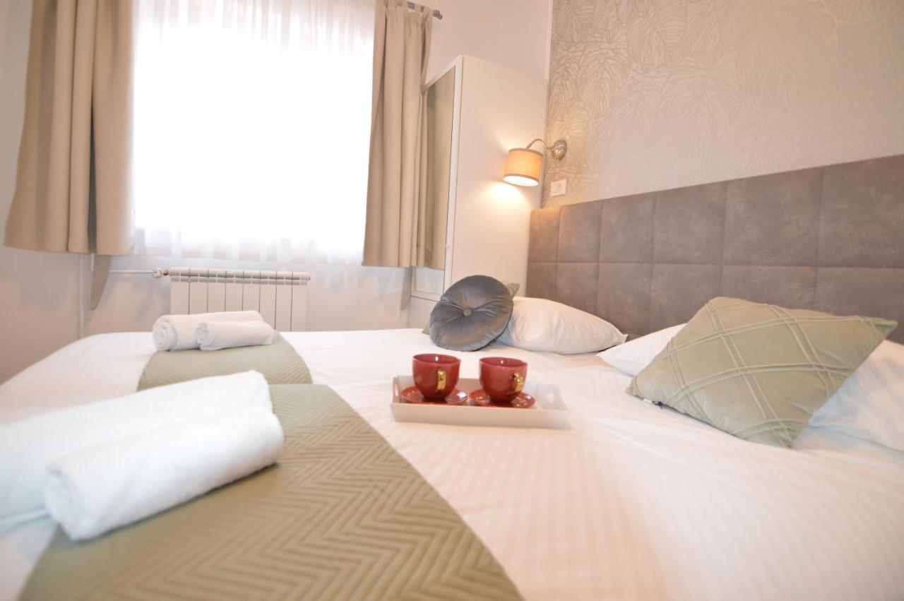 Apartments Amari Стариград-Пакленица Екстериор снимка