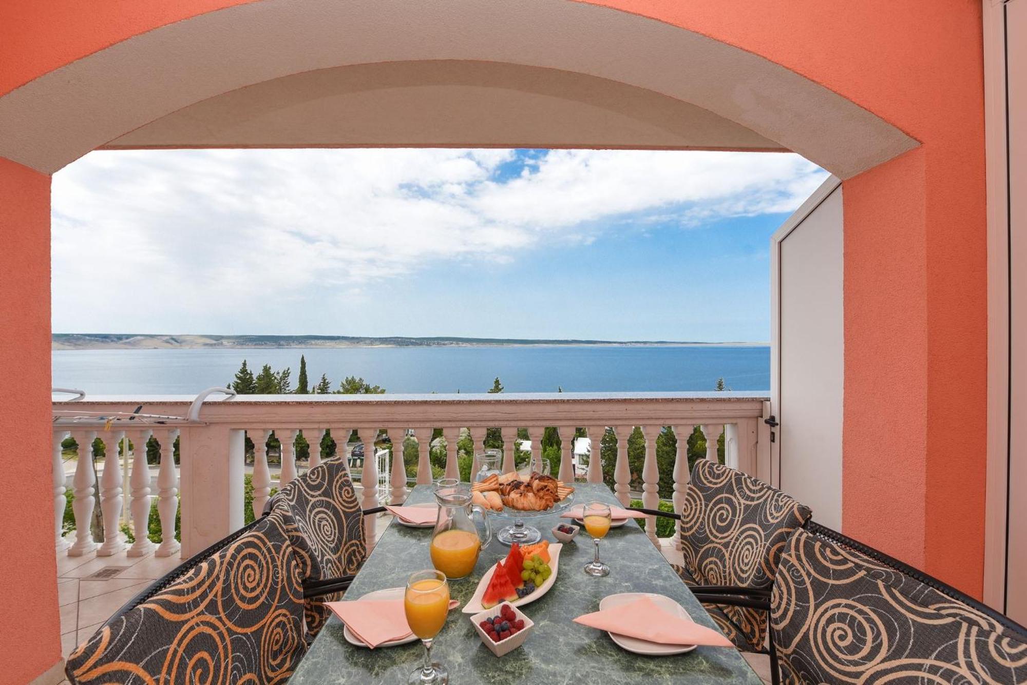 Apartments Amari Стариград-Пакленица Екстериор снимка